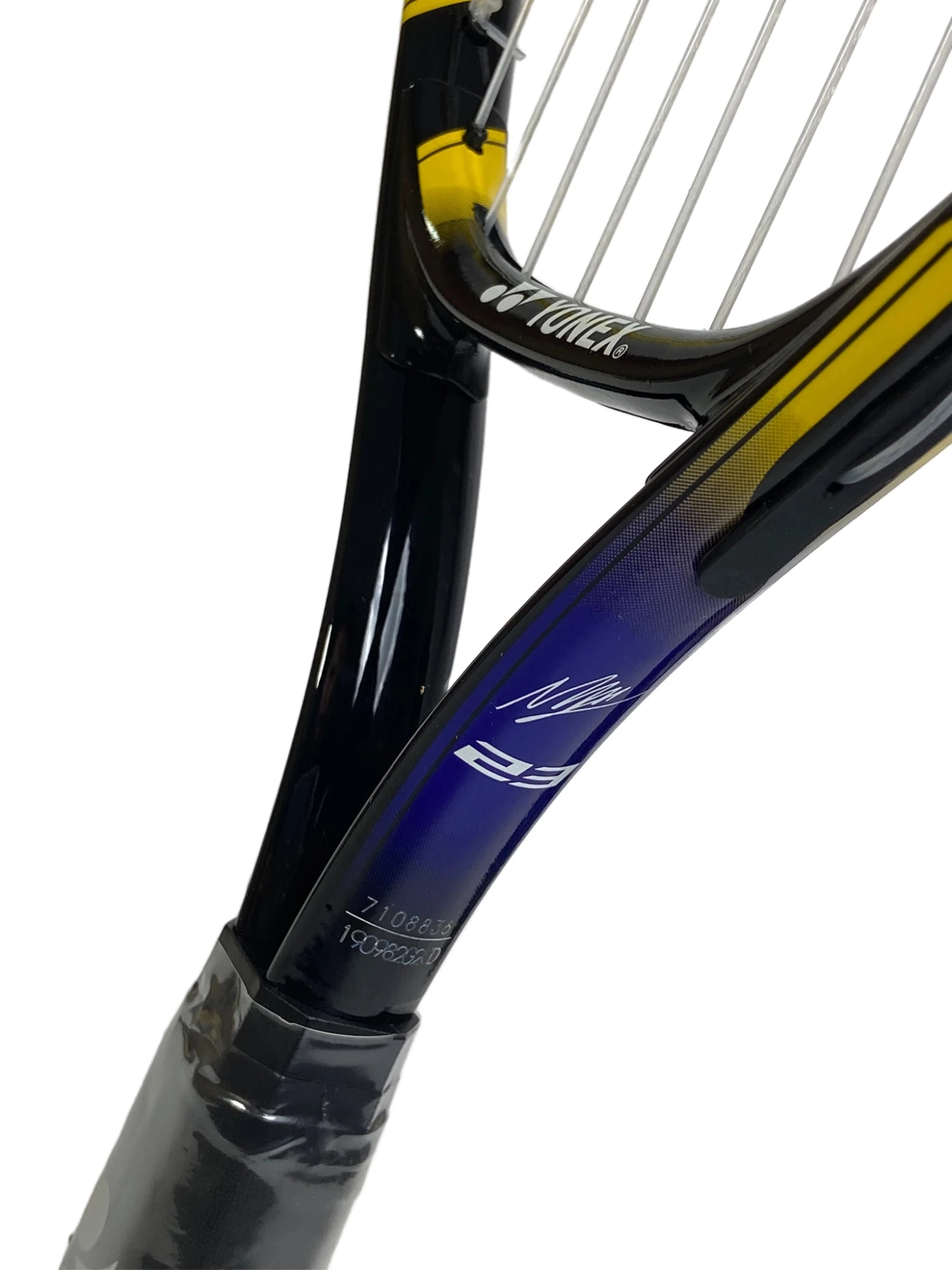 Yonex KYRGIOS Junior 23" Strung Yellow/Navy (01NKJ23GE) 4 Yonex KYRGIOS Junior 23" Strung Yellow/Navy (01NKJ23GE) - Image 4